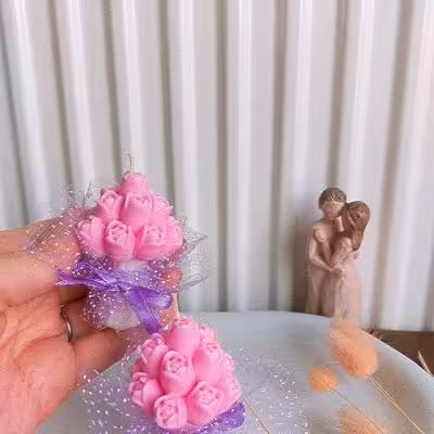 گیفت شمع لاله( هر تعدادی بخواین موجود میشه)