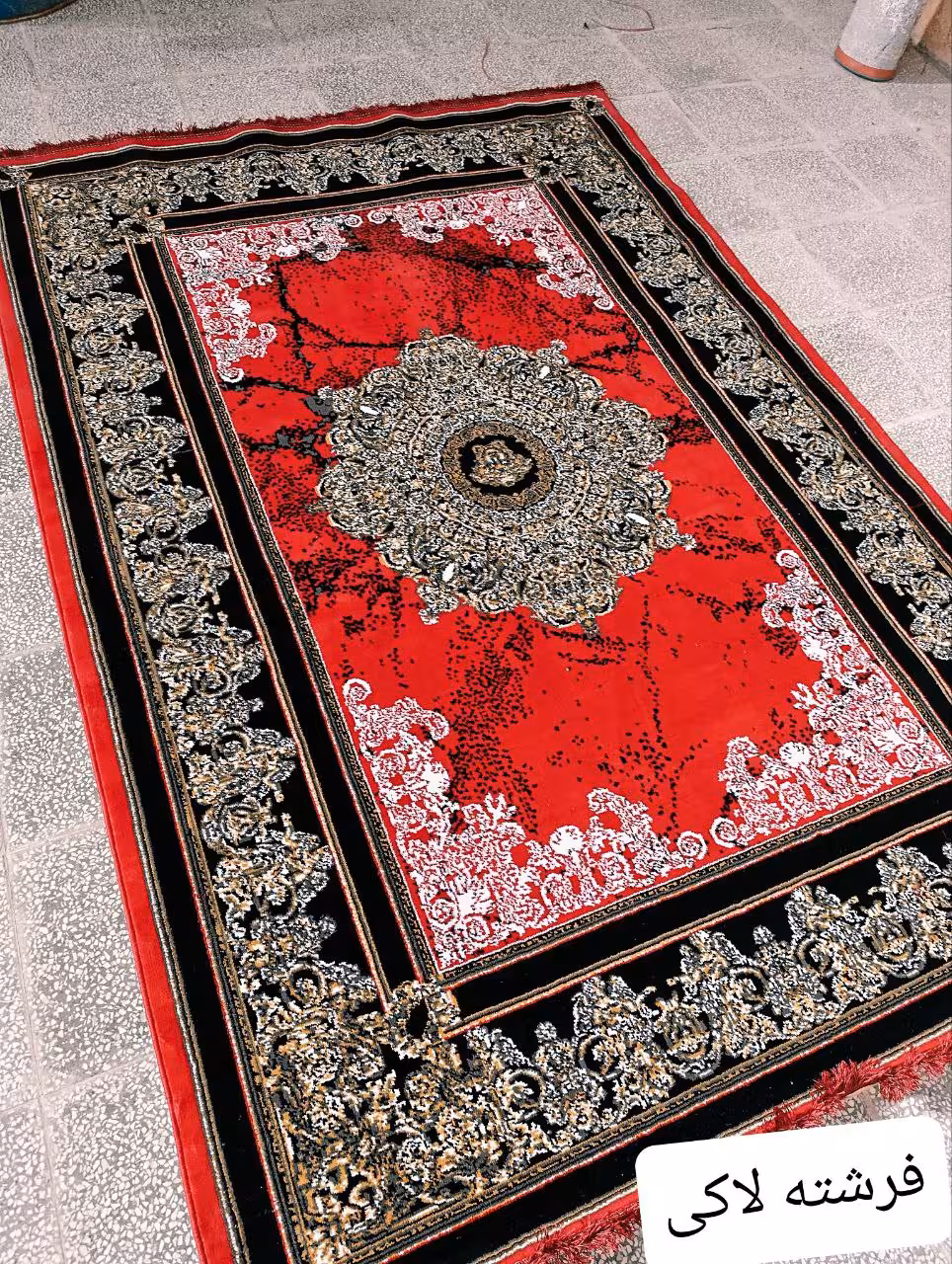 فرش 12متری کاشان نقشه زیبای فرشته لاکی بافت نرم و زیبا