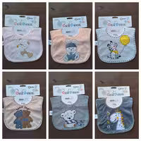 پیش‌ بند پارچه ای طرح دار گل دزدی نیو استار New star