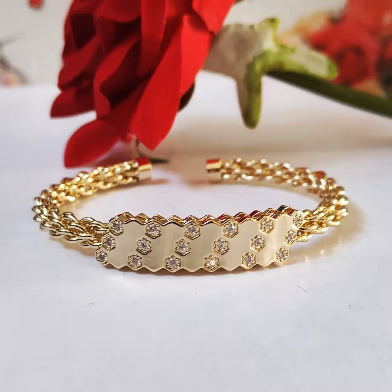 دستبند النگویی فول نگین 