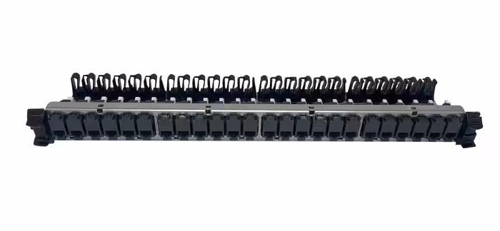 پچ پنل 24 پورت UTP لگراند Legrand (ساخت ایران )