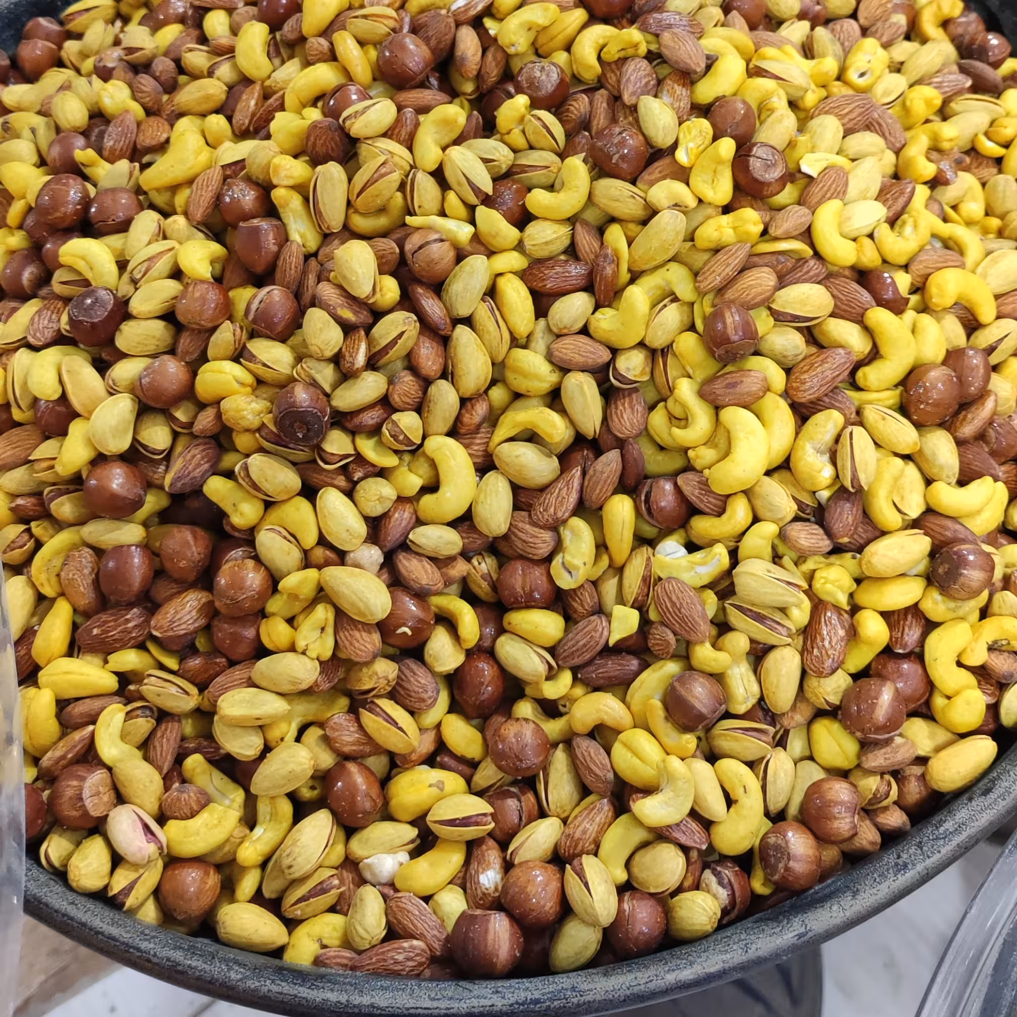 آجیل چهار مغز ،بار جدید وباکیفیت ،بسیار خوش طعم وبامزه