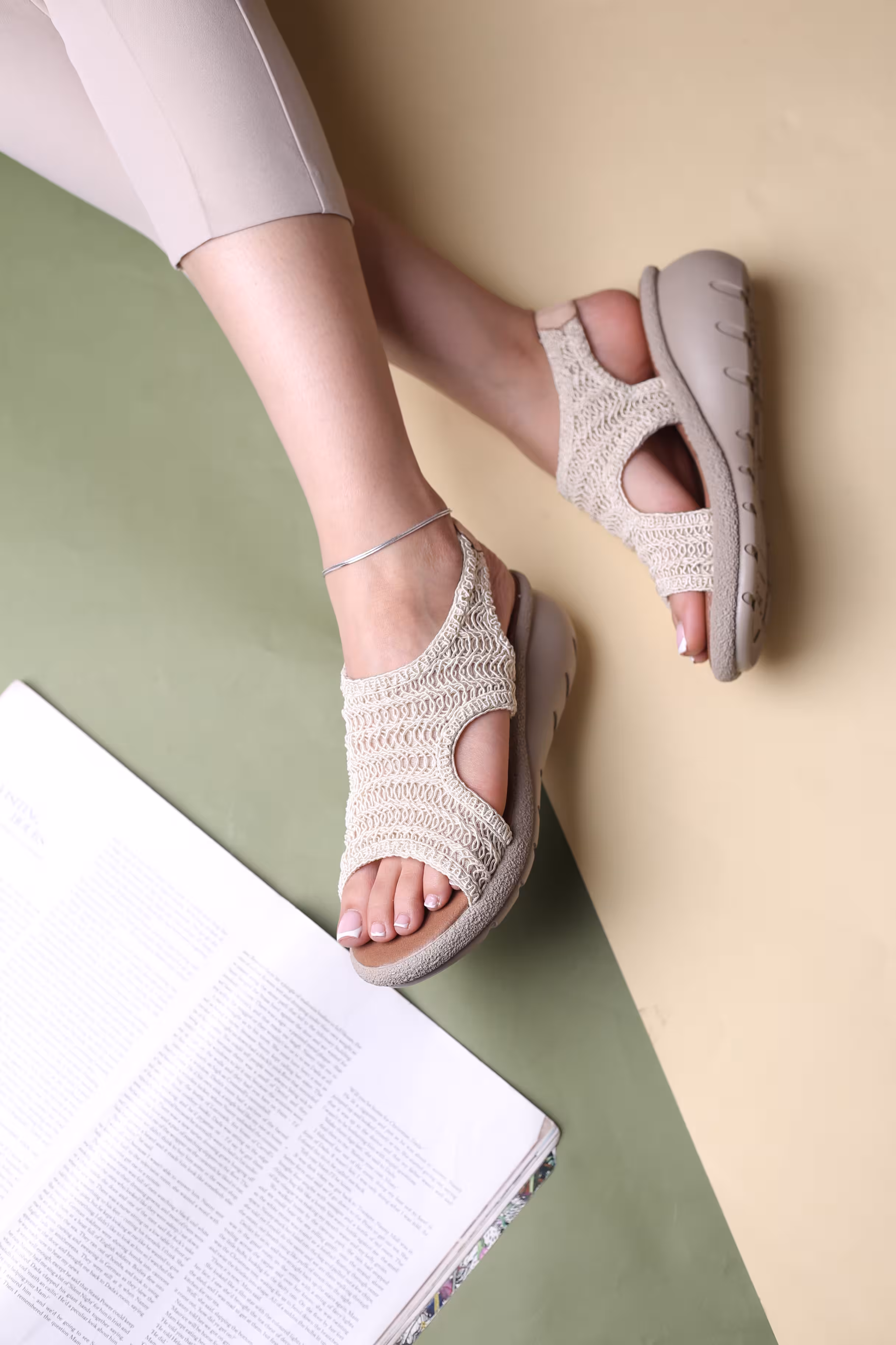 کفش صندل زنانه رکابدار گیپوری