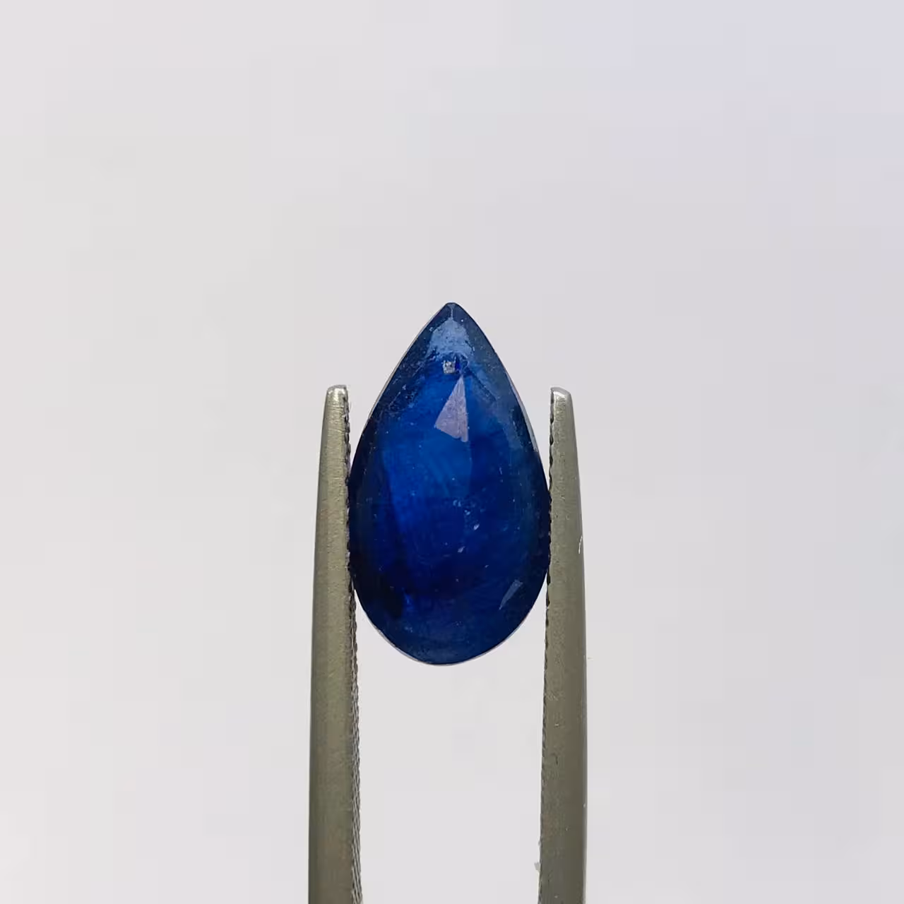 نگین یاقوت کبود اصل آفریقا سایز 8*15