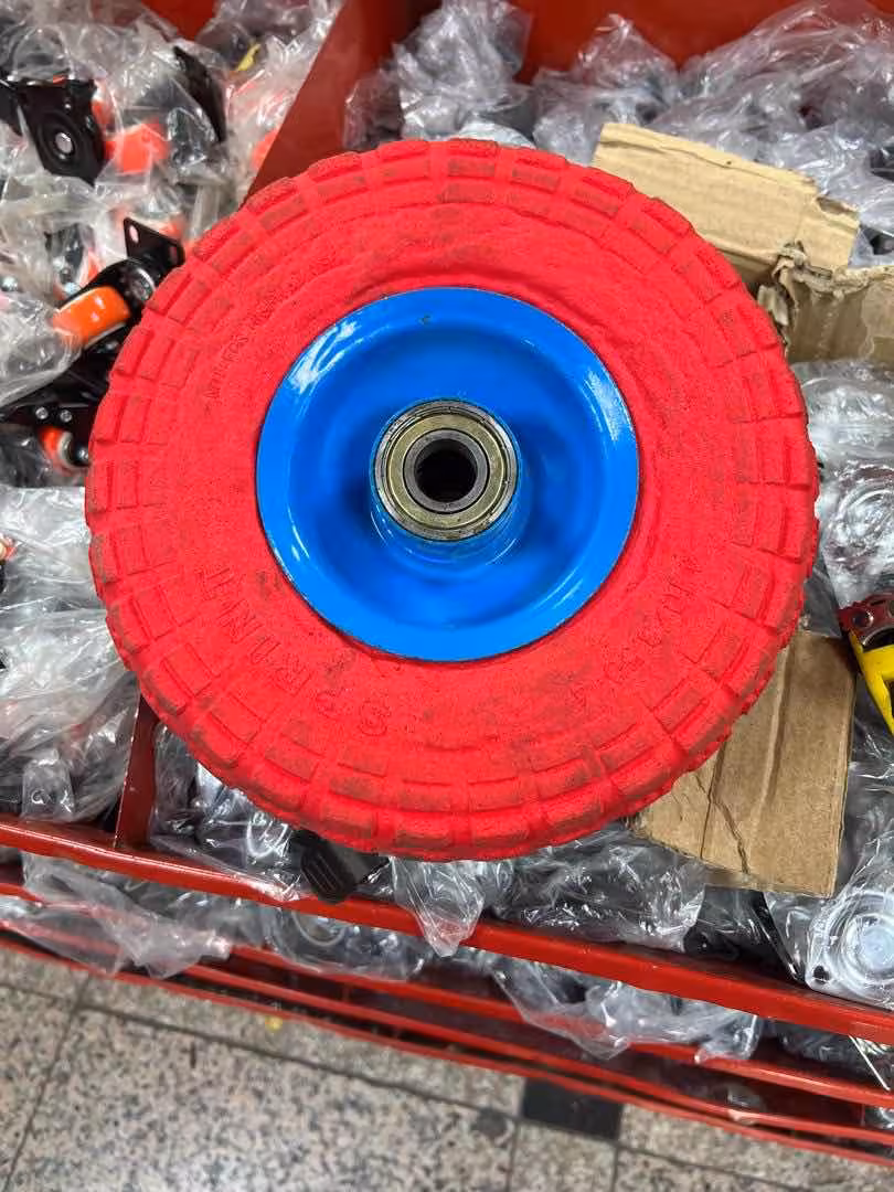 چرخ فرغونی‌ فومی سایز 25 وارداتی با بهترین کیفیت (برای استعلام قیمت عمده تماس بگیرید به صورت توافقی)