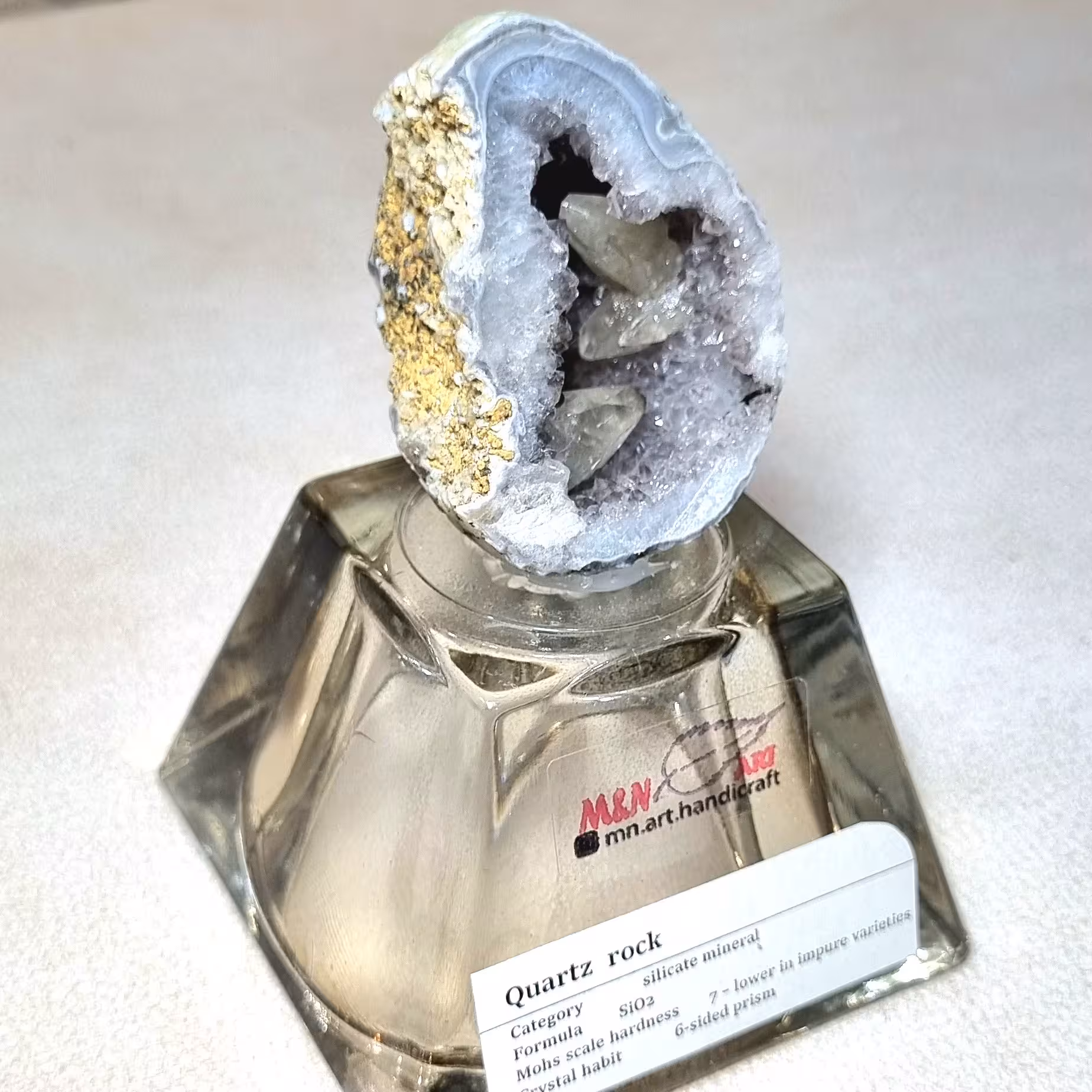 سنگ تزئینی دکوری با طرح کوارتز کلکسیونی