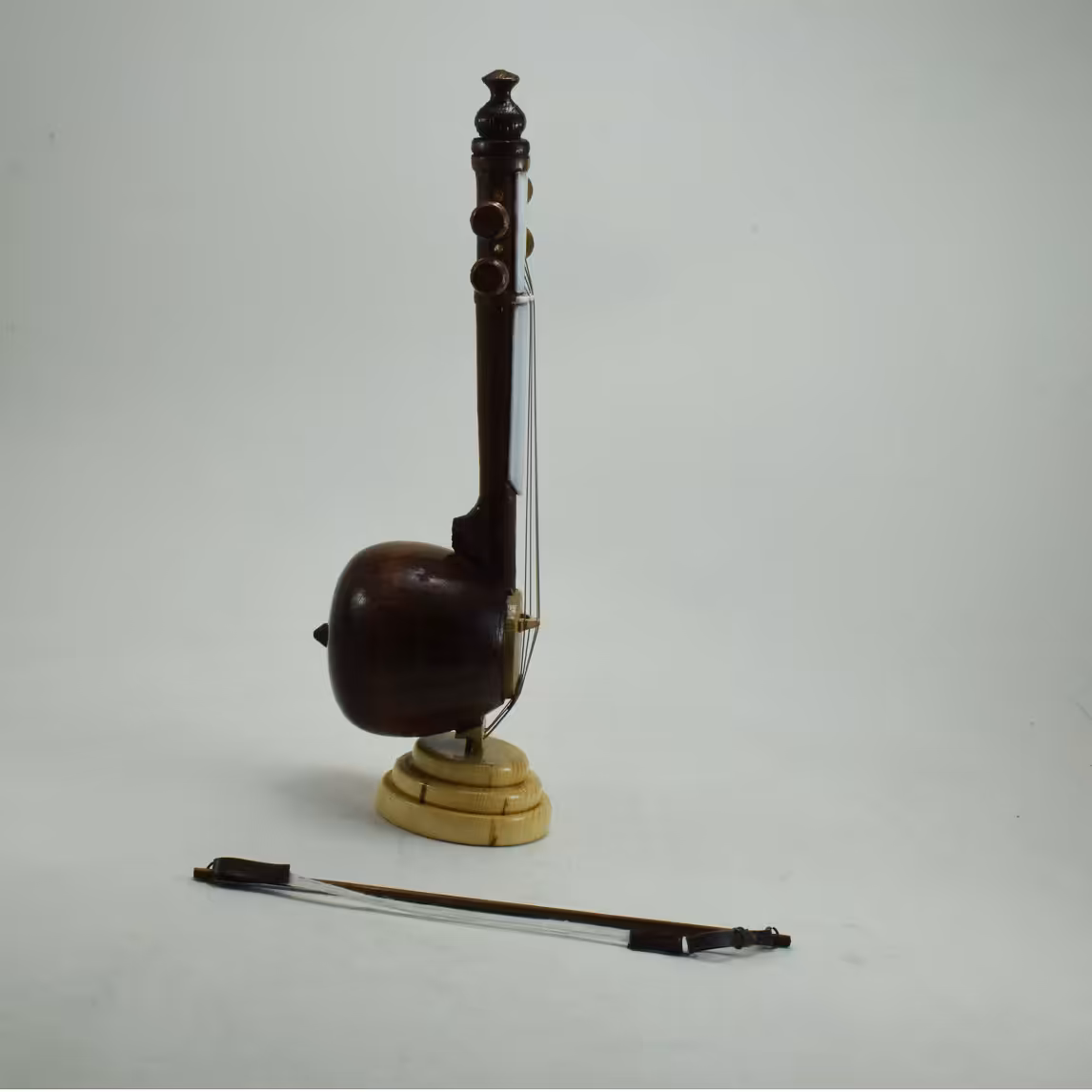 ماکت مدل کمانچه کد Kamanche-01