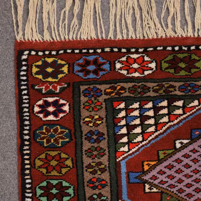 فرش دستباف دو و نیم متری مدل خراسان کد 40101247