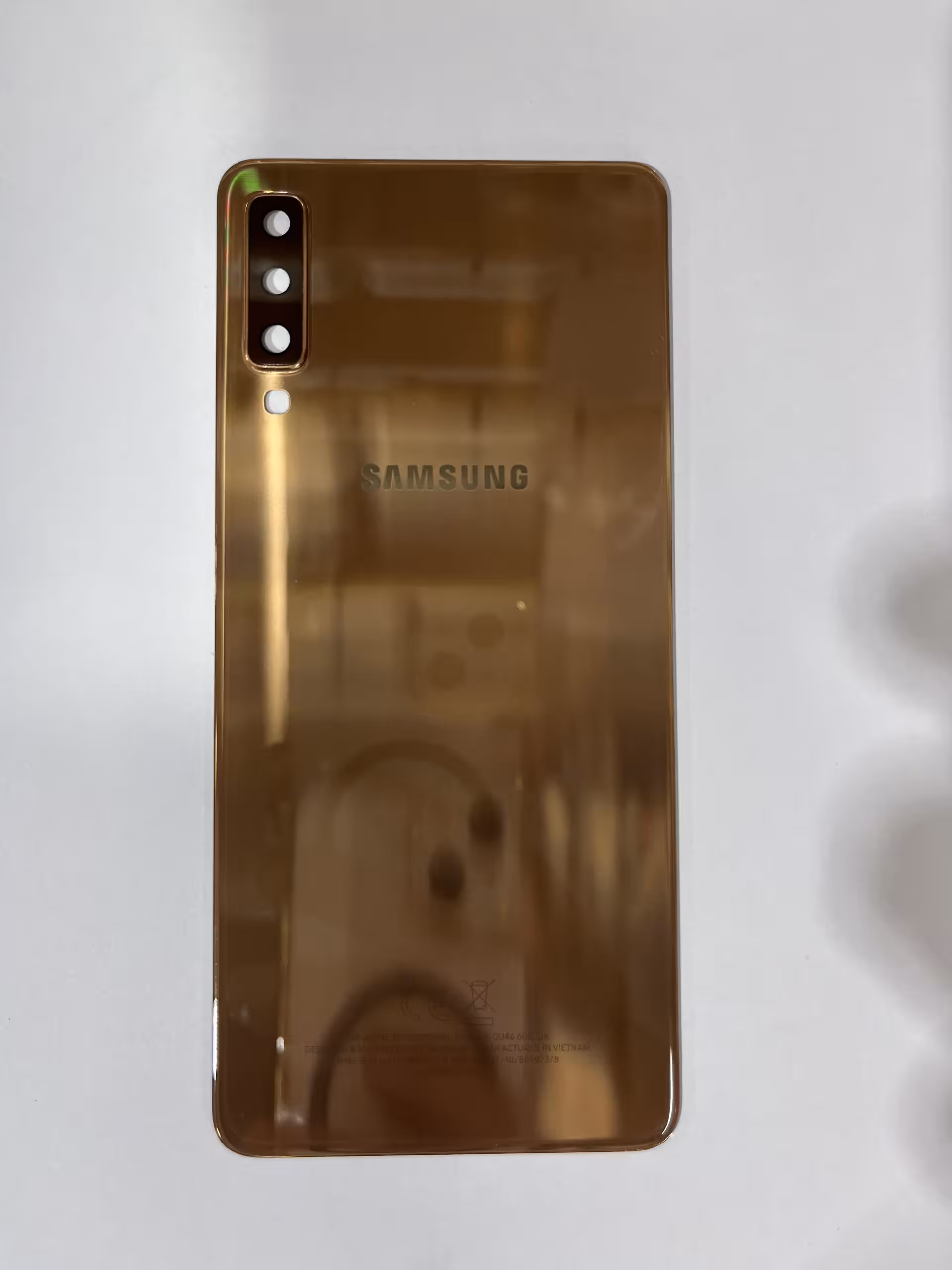 درب پشت سامسونگ آ 750 اورجینال | Samsung A750 A7 2018 فابریک و روکاری با شیشه دوربین *** بدون خط و خش *** (رنگ مسی/ طلایی) “اصالت کالا”:”اورجینال”