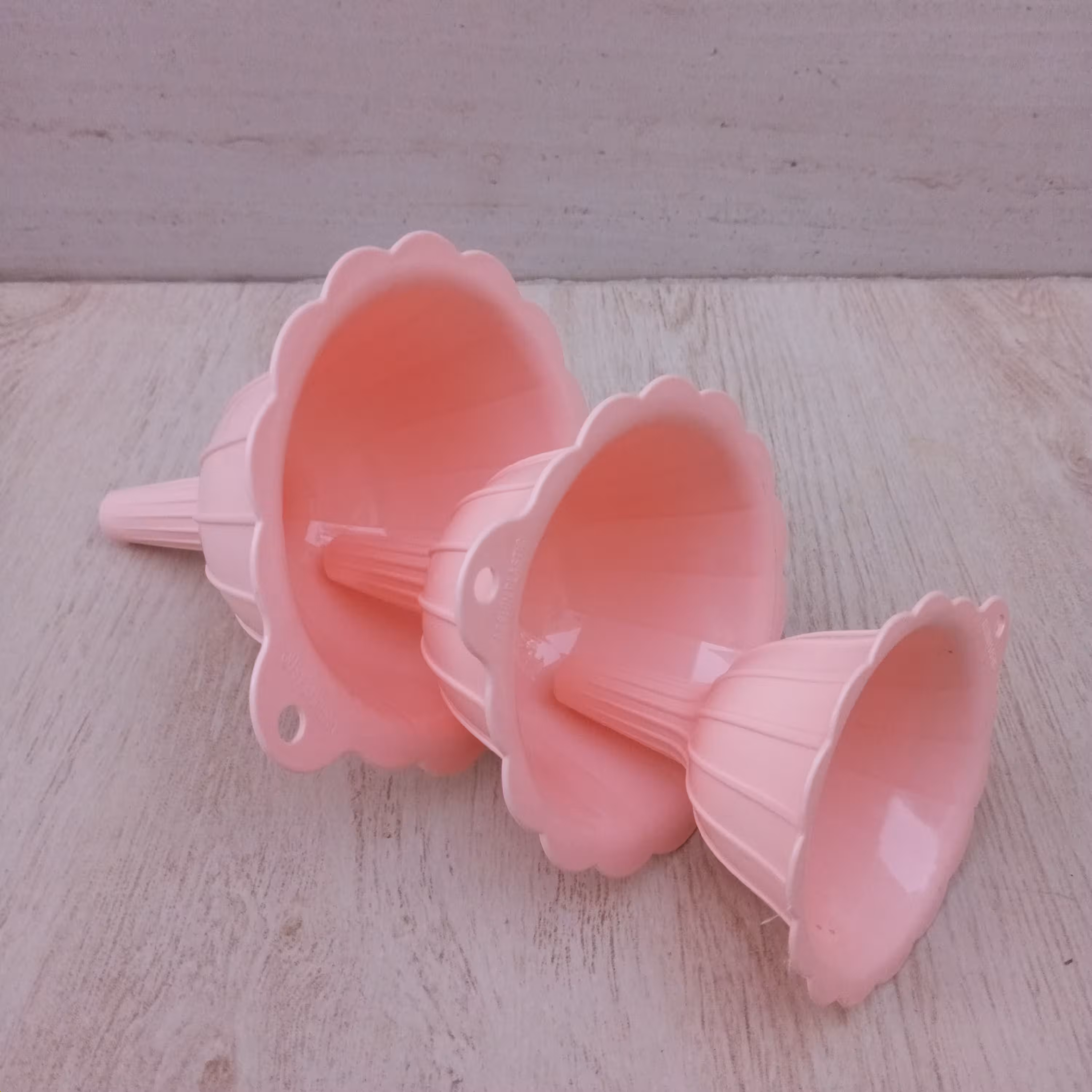 قیف سه عددی از بزرگ به کوچک 