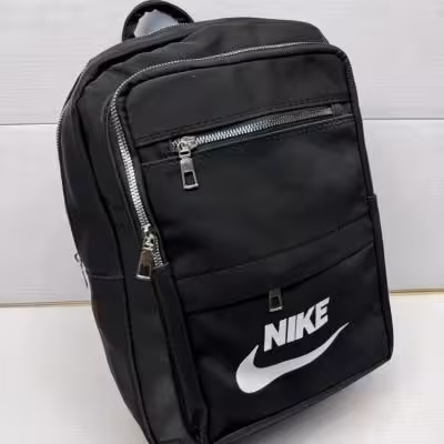 کوله پشتی مدرسه و دانشگاه