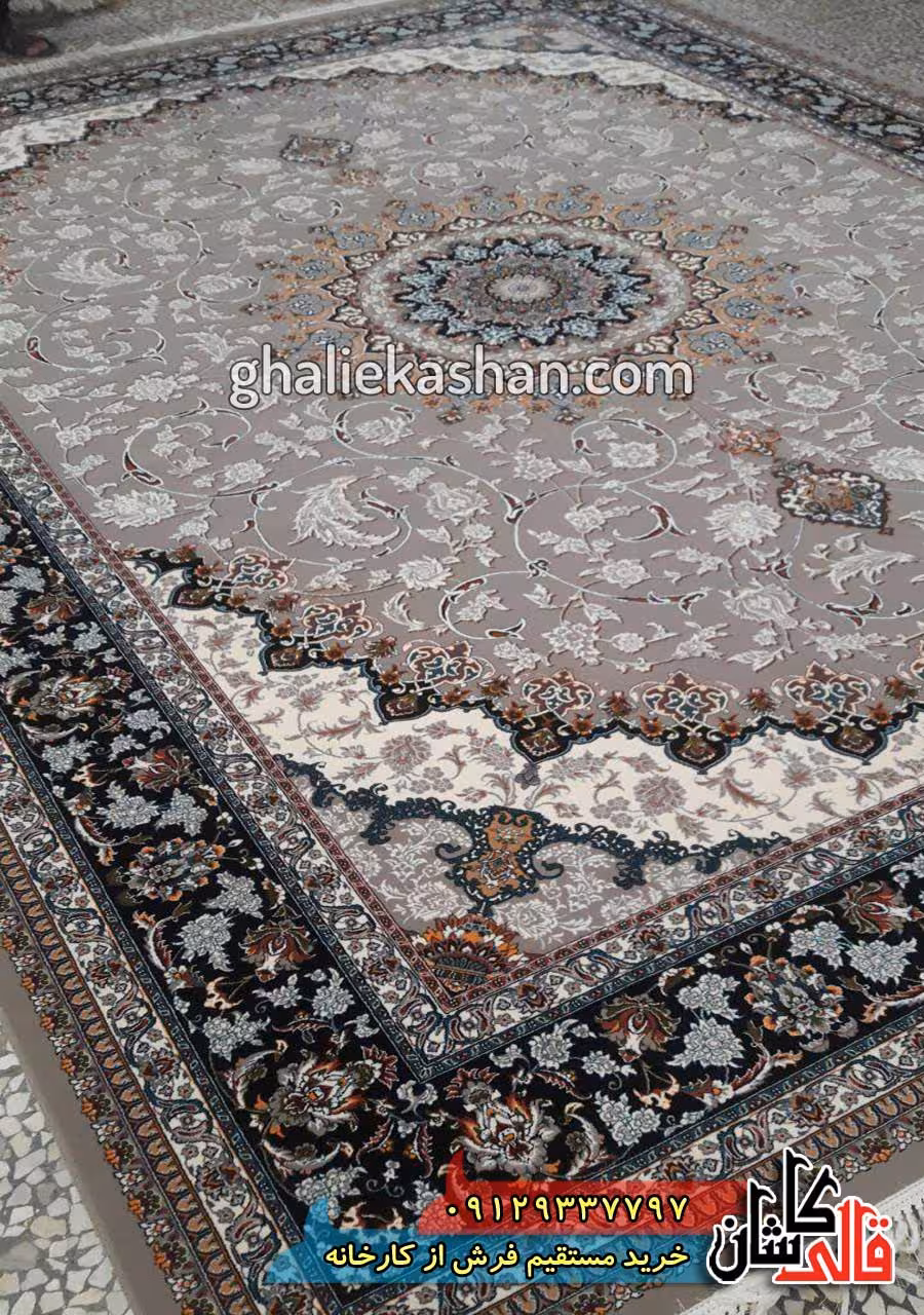 فرش 700 شانه طرح شاه نشین زمینه فیلی کاشان