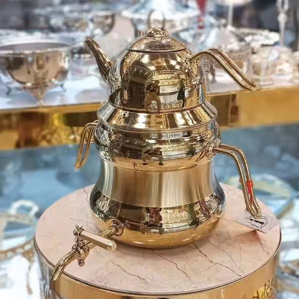 کتری و قوری شیردار