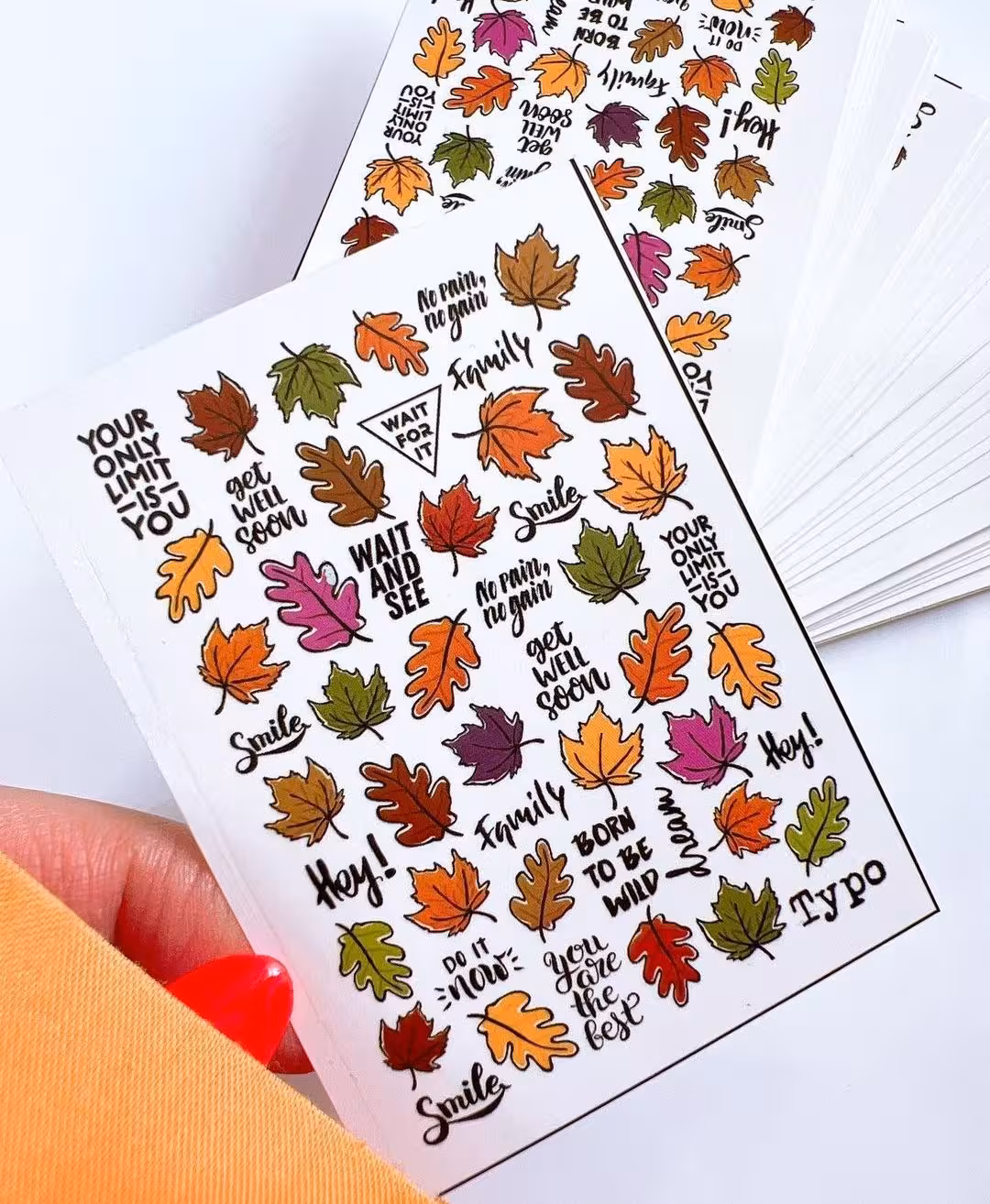 لنز ناخن برگ خشک