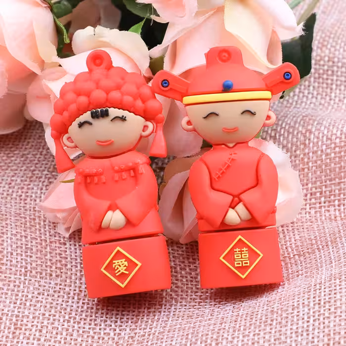 فلش مموری طرح عروس و داماد چینی مدل Ul -Ch-Bridgrom02 ظرفیت 128 گیگابایت مجموعه 2 عددی