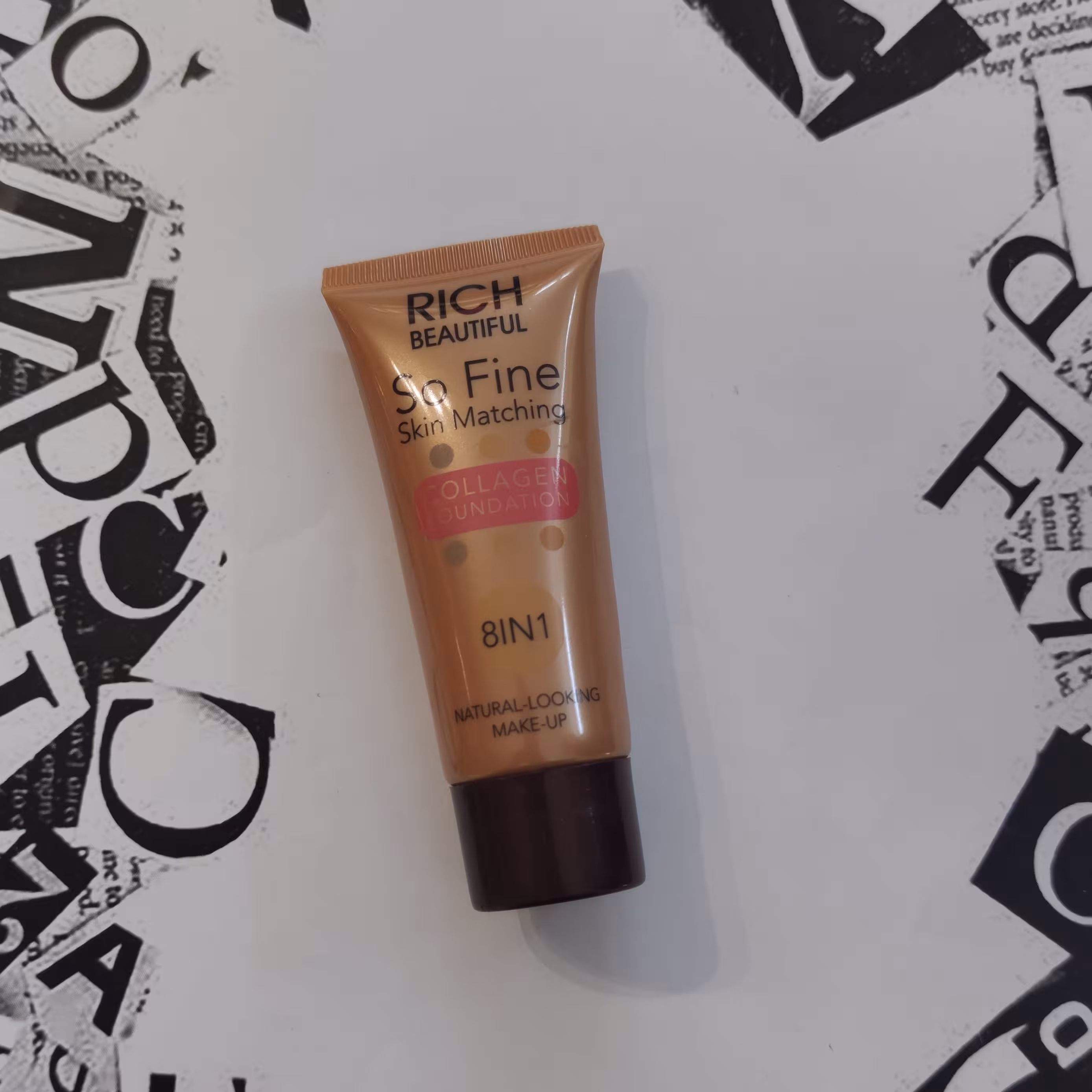 کرم پودر  .پوشش دهی عالی رنگ شماره 3