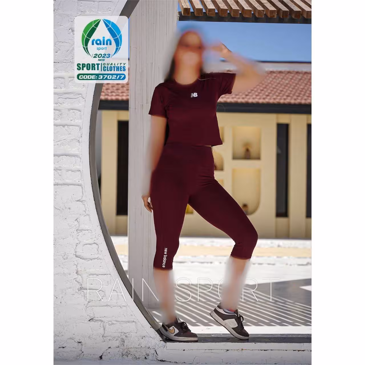 ست کراپ و شلوارک جنس ویسکوز تیپ درجه یک سایز 34 تا 40 رنگ زرشکی