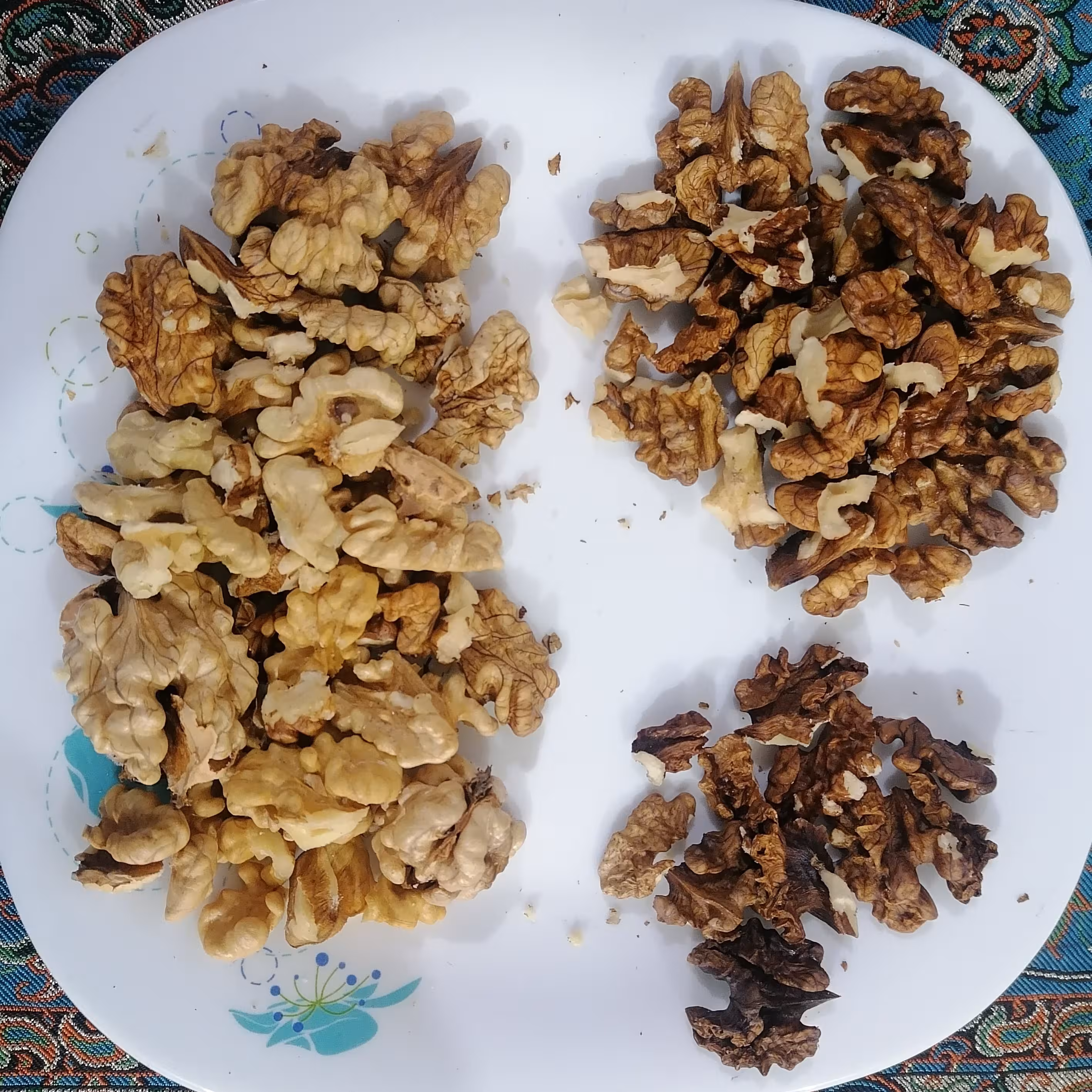 گردو ایرانی امسالی (گردو اقلید) 