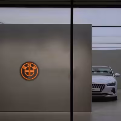 چراغ دیواری نئون دیزاین طرح Bmw-BL_ORG