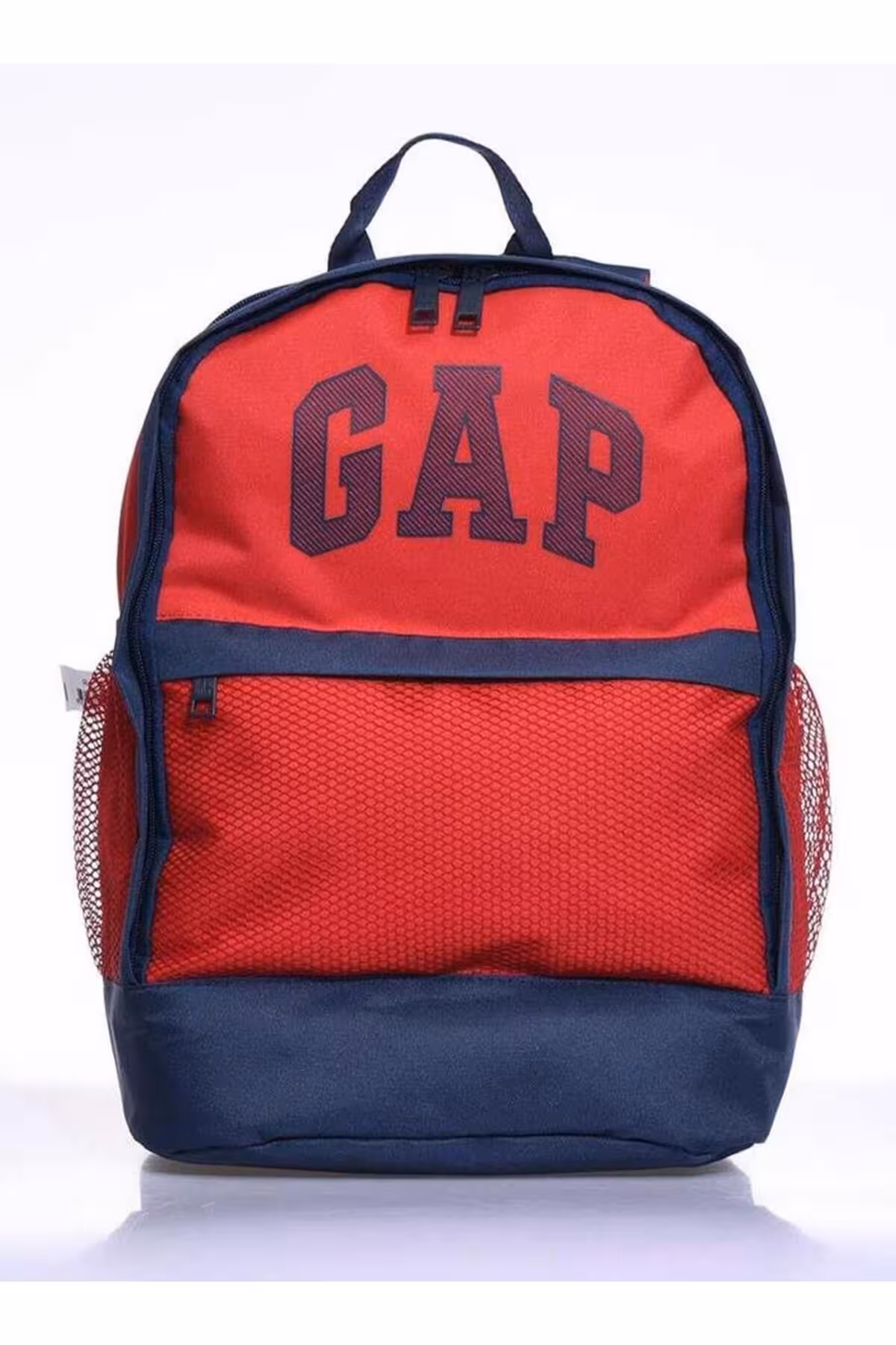 کیف مدرسه من انتخاب کردم که یک کوله پشتی دو طرفه RED NAVY BLUE خریداری GAP