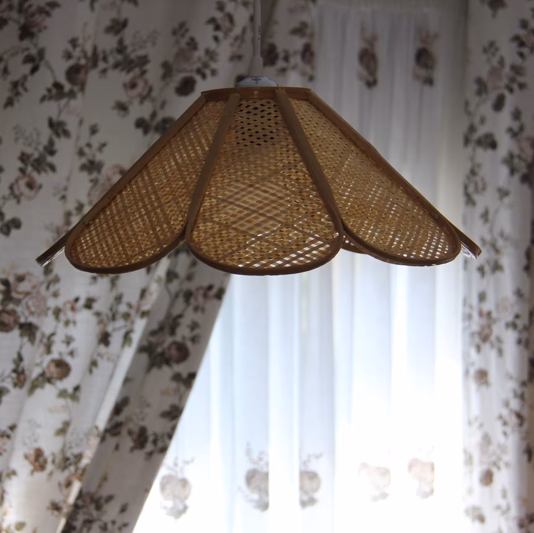 لوستر تک شاخه حصیری از جنس بامبو اصل - کد 122