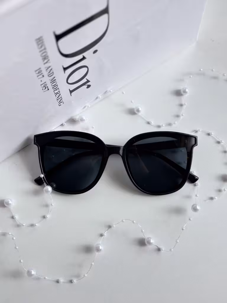 عینک آفتابی برند prada زنانه مشکی ترند یووی 400