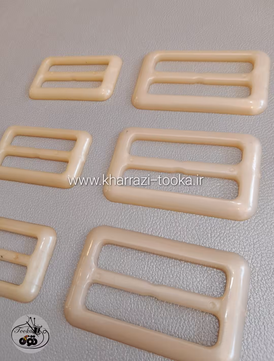 سگک لاکی کرمی