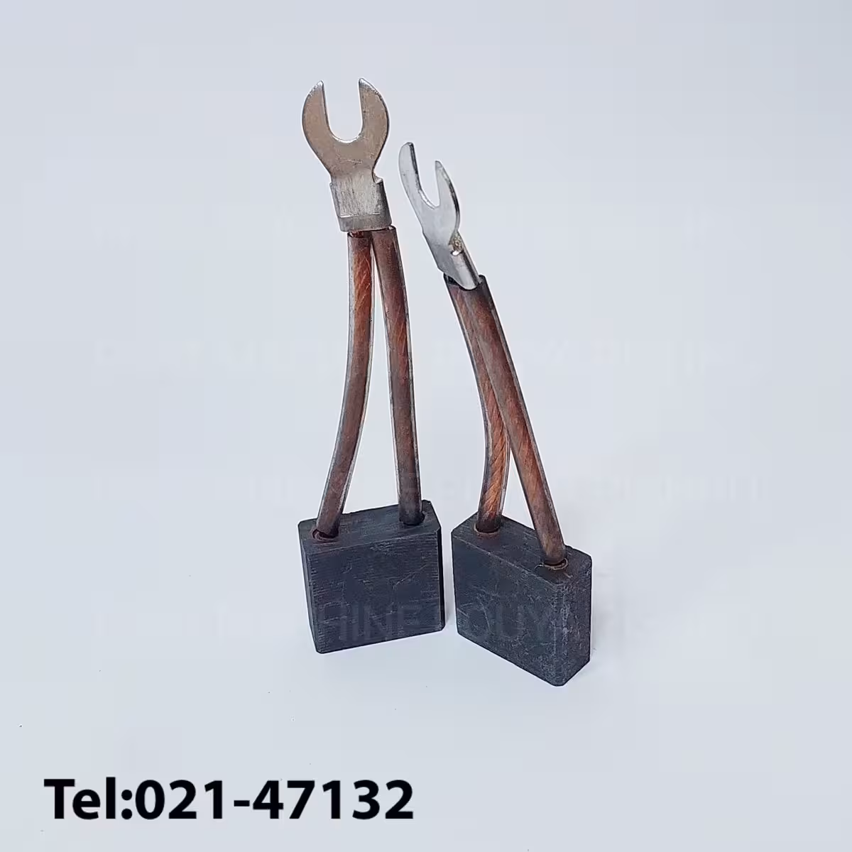 ذغال موتور حرکت لیفتراک تی سی ام 125/30/27