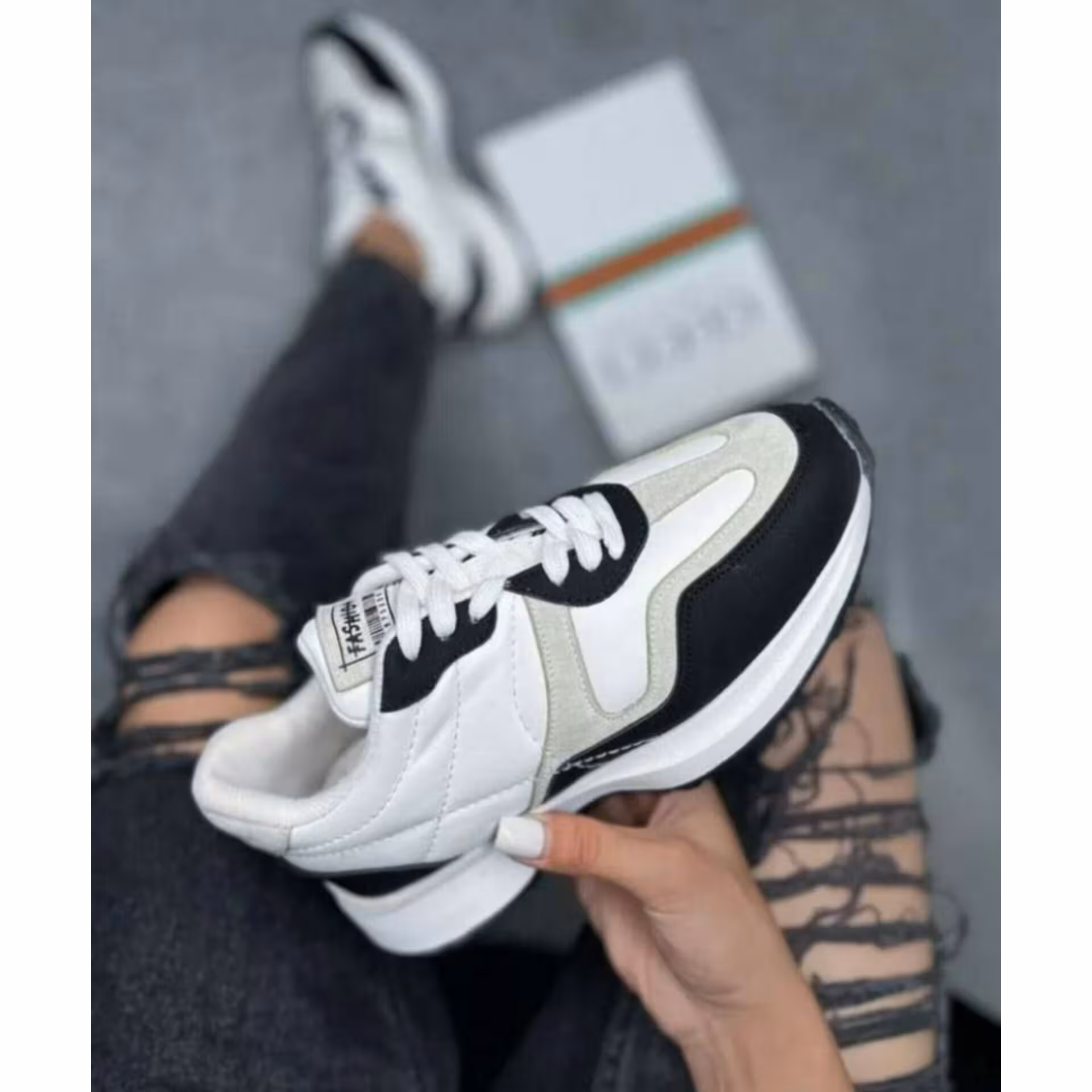 کتونی زنانه جنس عالی قالب استاندارد زیره طبی کفش و کتانی زنانه