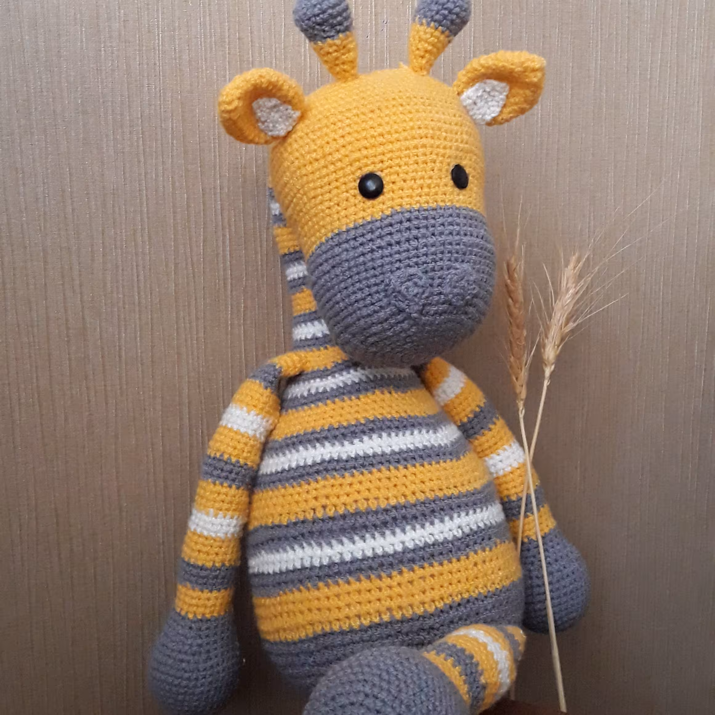 عروسک بافتنی عروسک قلاببافی عروسک با کاموای عالی عروسک حیوان زرافه