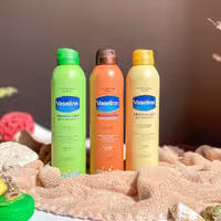 اسپری لوسیون بدن وازلین Vaseline Body Lotion Spray آبرسان و سبک