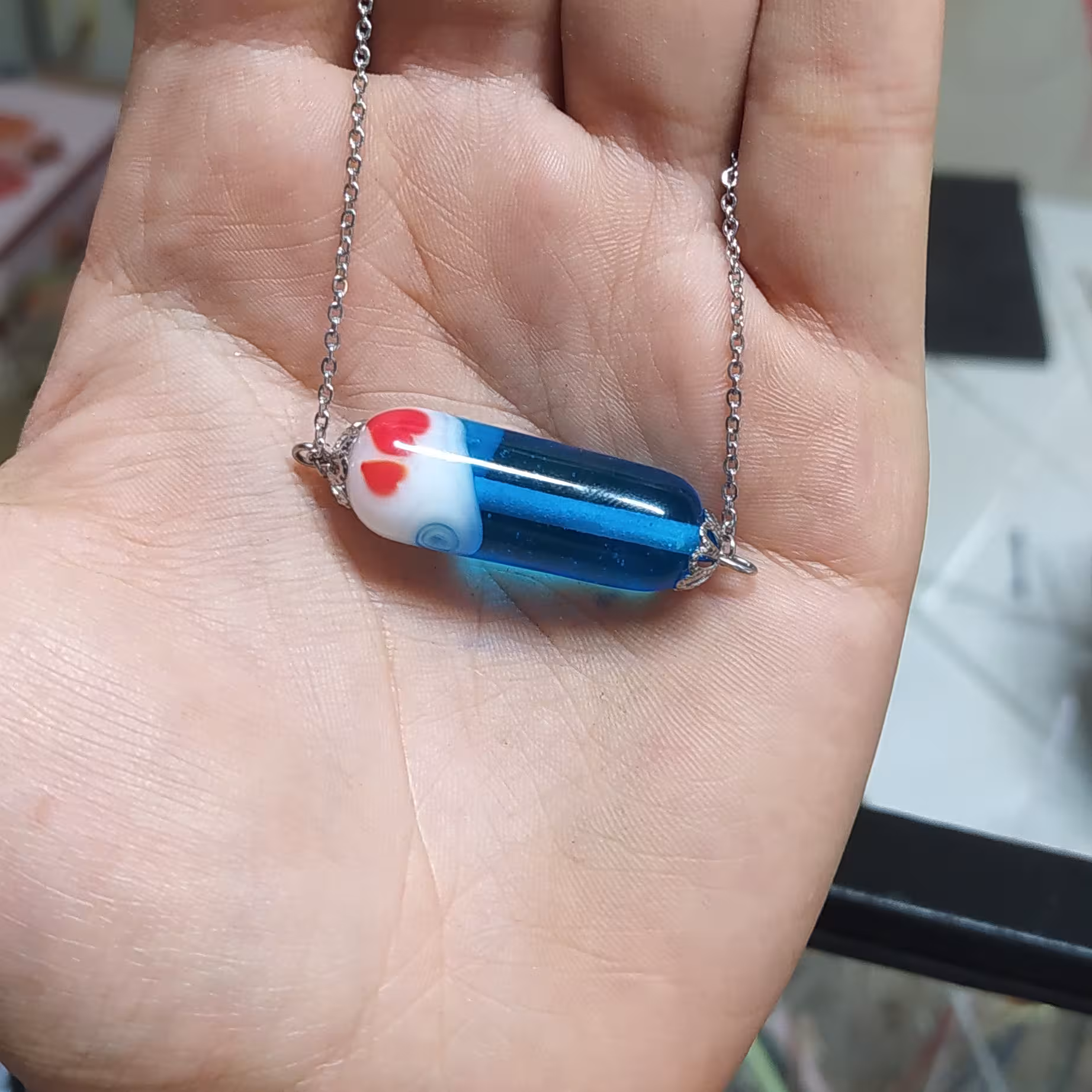 زیورشیشه ایی،تکنیک حرارت مستقیم،پیام شفافیت و پاکی