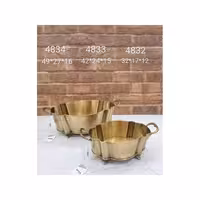 ظرف پذیرایی برنجی دسته دار4833