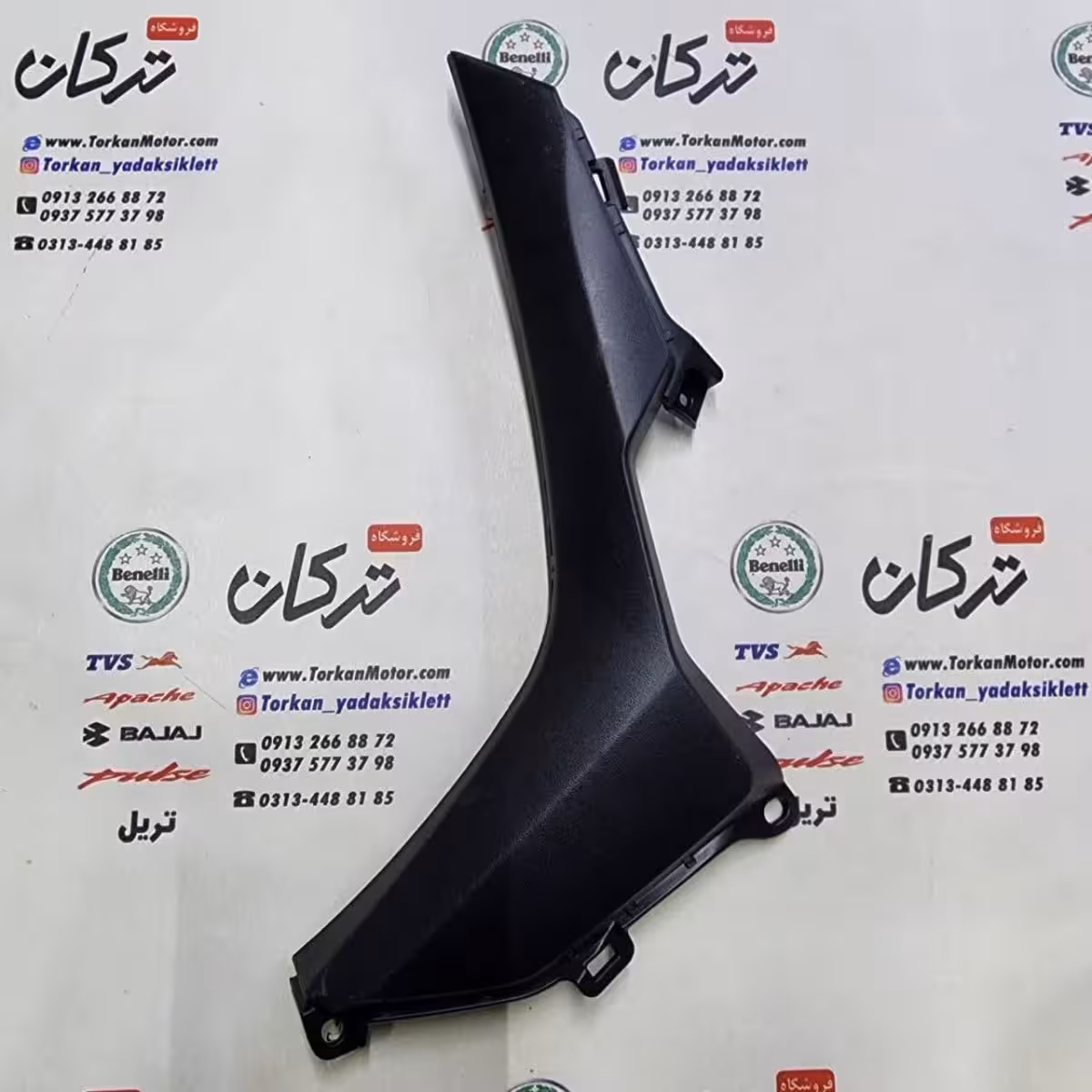 لچکی فلاپ ( قاب ) بغل چراغ طرح کلیک ( مشکی ) خارجی ( راست ) بزرگ