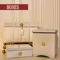 DRL ست صندوقچه بزرگ و کوچک  و سطل دستمال مخمل سفید پایه دار  9597