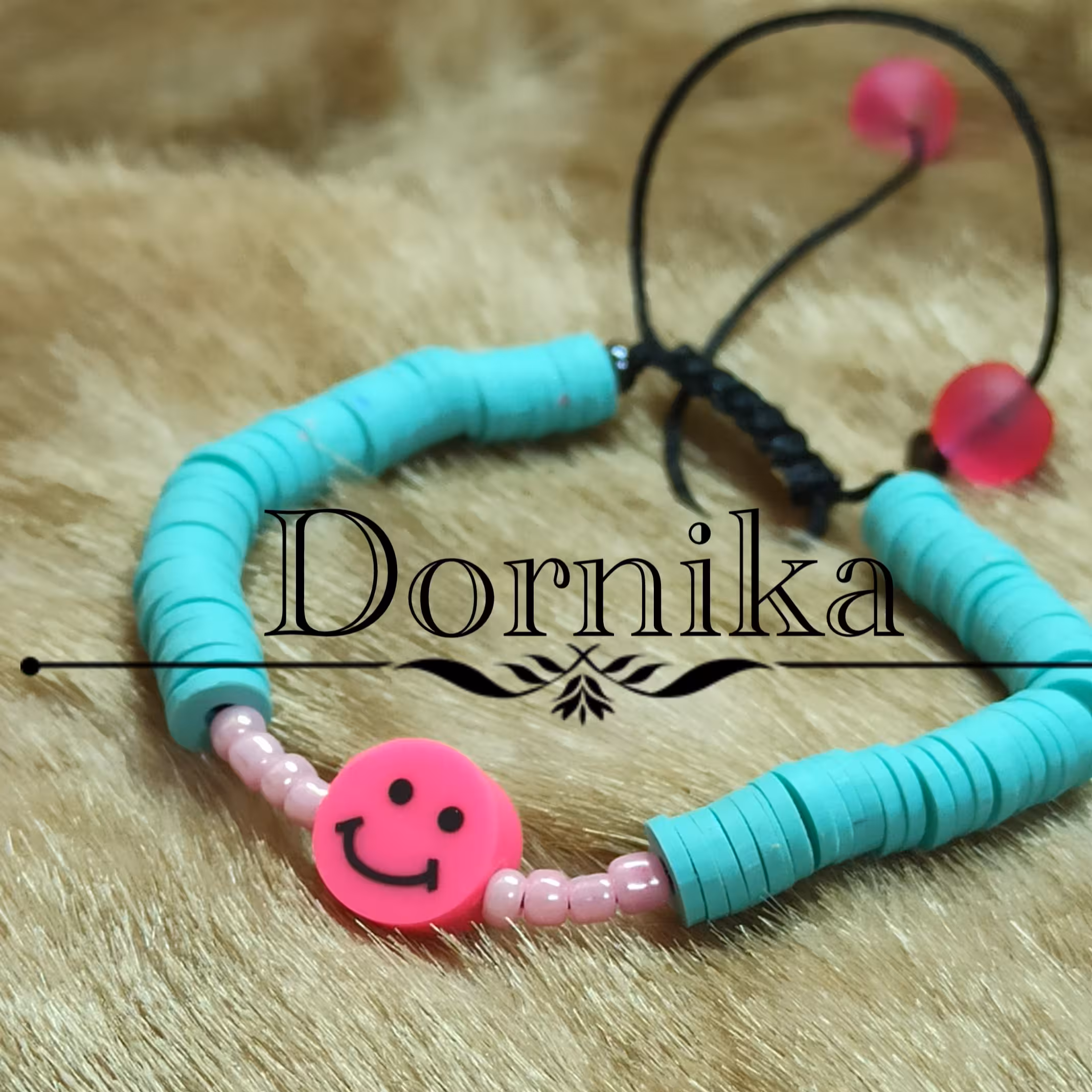 دستبند دست ساز فیمو لبخند در رنگ های متنوع با قفل کشویی 