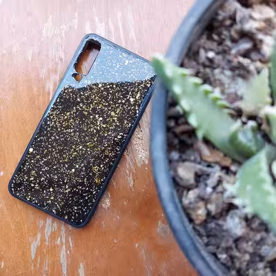 کاور گریفین مدل Shine مناسب برای گوشی موبایل سامسونگ Galaxy M20 