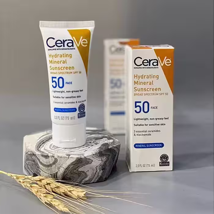 کرم ضد آفتاب مینرال سراوی CeraVe مدل آبرسان بی رنگ