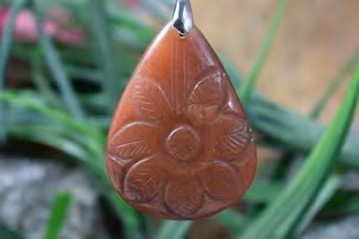 اویز سنگی اونتورین قهوه ای