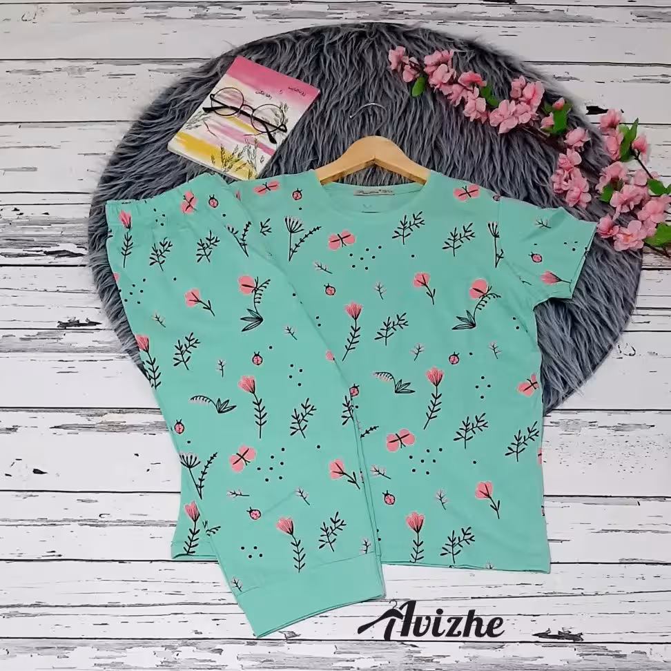 ست تیشرت شلوارک چاپی قواره دار طرح کفشدوزک،جنس پنبه
،سایز (S-M),(L-XL)
(48 تا 36) 