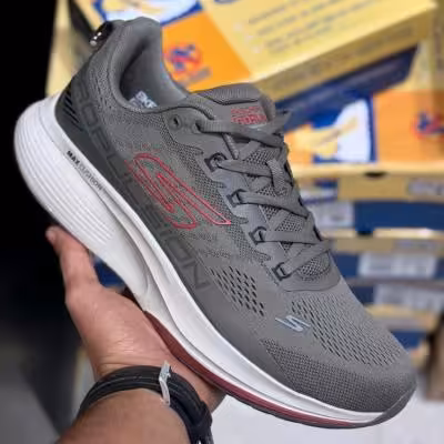 کفش مردانه اسکیچرز مدل مکس کوشن مناسب روزمره