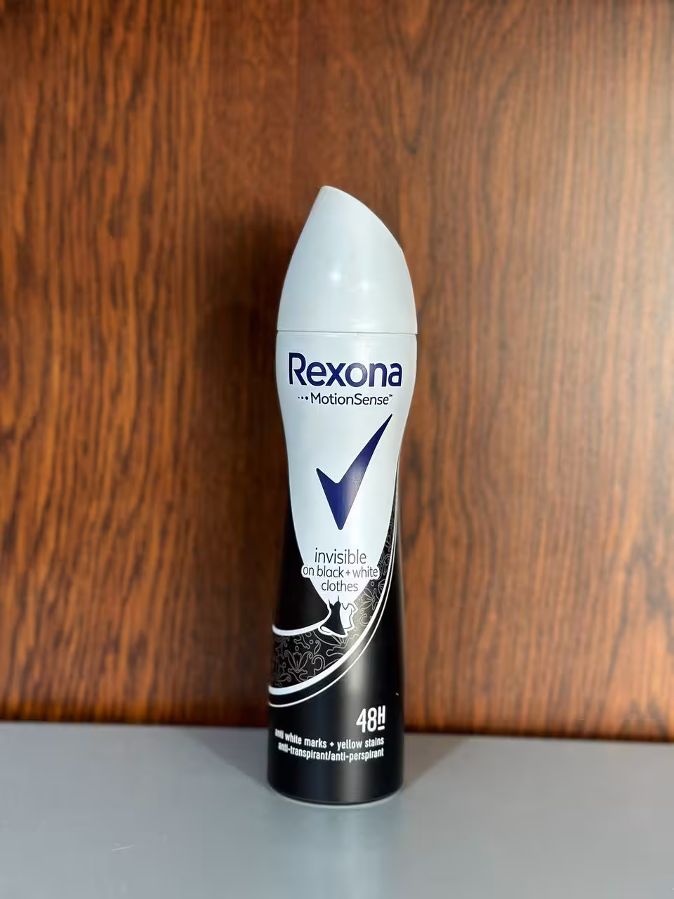 اسپری رکسونا 200میل زنانه سفیدمشکی