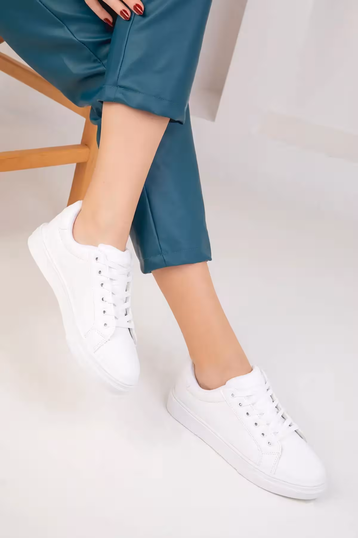 کفش زنانه  اسنیکر  سفید 14395 – 4059