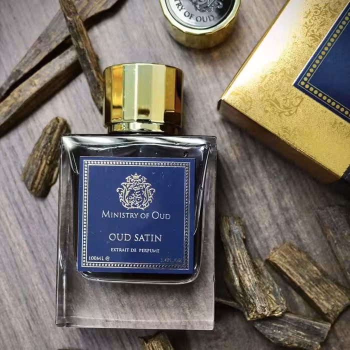 paris corner OUD SATIN/ پاریس کورنر عود ساتین