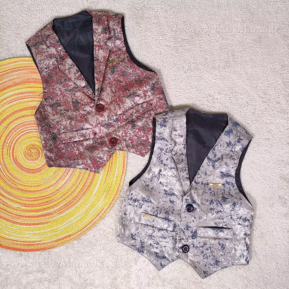 جلیقه تک پسرانه مارک دار