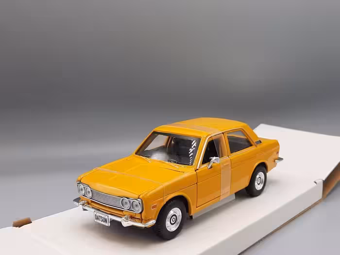 ماکت فلزی میستو داتسون سایز 1/24