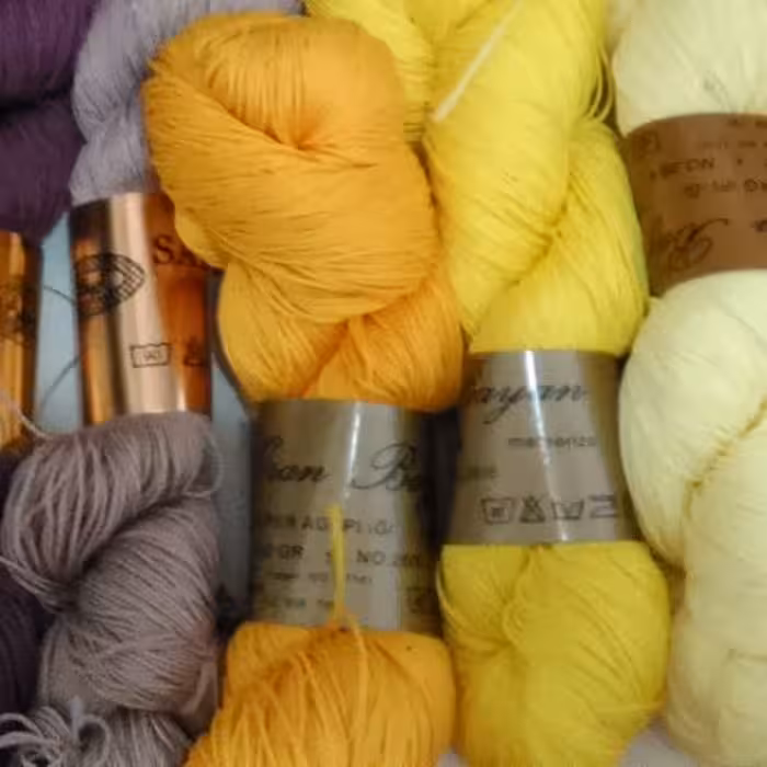 مرسریزه سارا رنگ زرد موزی 100گرمی قیمت هر عدد 20ت