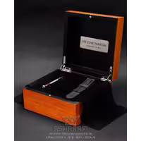 جعبه اورجینال ساعت پنرای Panerai Box 01