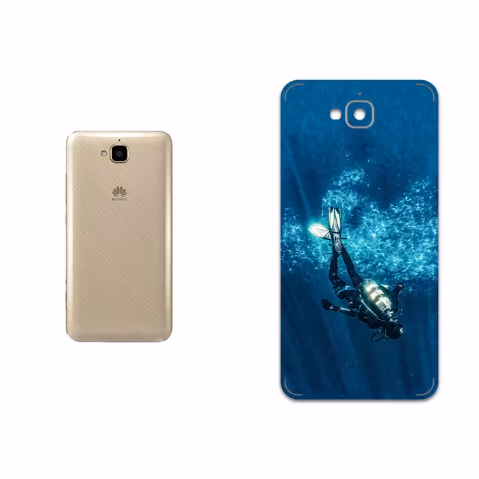 برچسب پوششی ماهوت مدل Scuba Diving مناسب برای گوشی موبایل هوآوی Y6 Pro