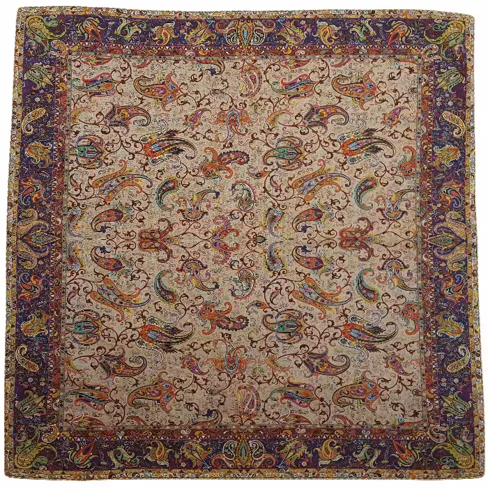 رومیزی مربع ترمه ابریشم کد TRM201 نفیس رنگ کرم تیره آستر شکلاتی لبه مغزی دوزی